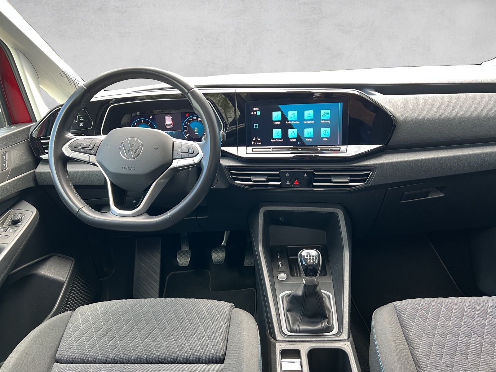 Caddy Move 2.0 TDI AHK*Navi*Pano*ACC*Kamera