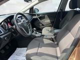 Opel Astra J 5-trg. Selection - Opel Astra: Selection