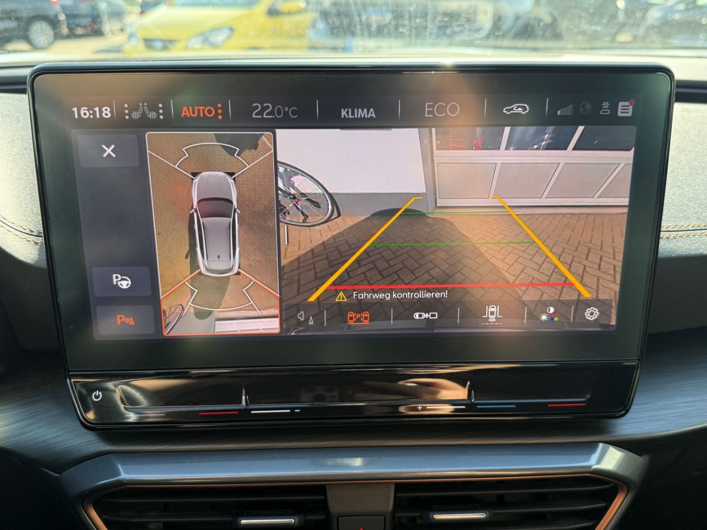 Fahrzeugabbildung CUPRA Formentor 1,4 e-Hybrid DSG ACC LED TWA RFK Navi