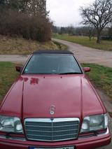 Mercedes-Benz W124 E 220 Cabrio - Mercedes-Benz E 220: W124