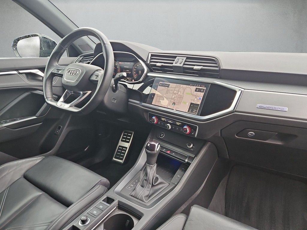 Audi Q3 Sportback S line 45 TFSI quattro S tronic foto 7
