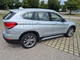 BMW X1 x25i xLine 8-Gang Navi DAB PanoD HUD Garantie - BMW: Automatik, 8 Gang