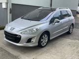 Peugeot 308 SW Business-Line Tempomat P-Dach AHK - Peugeot 308: Business Line