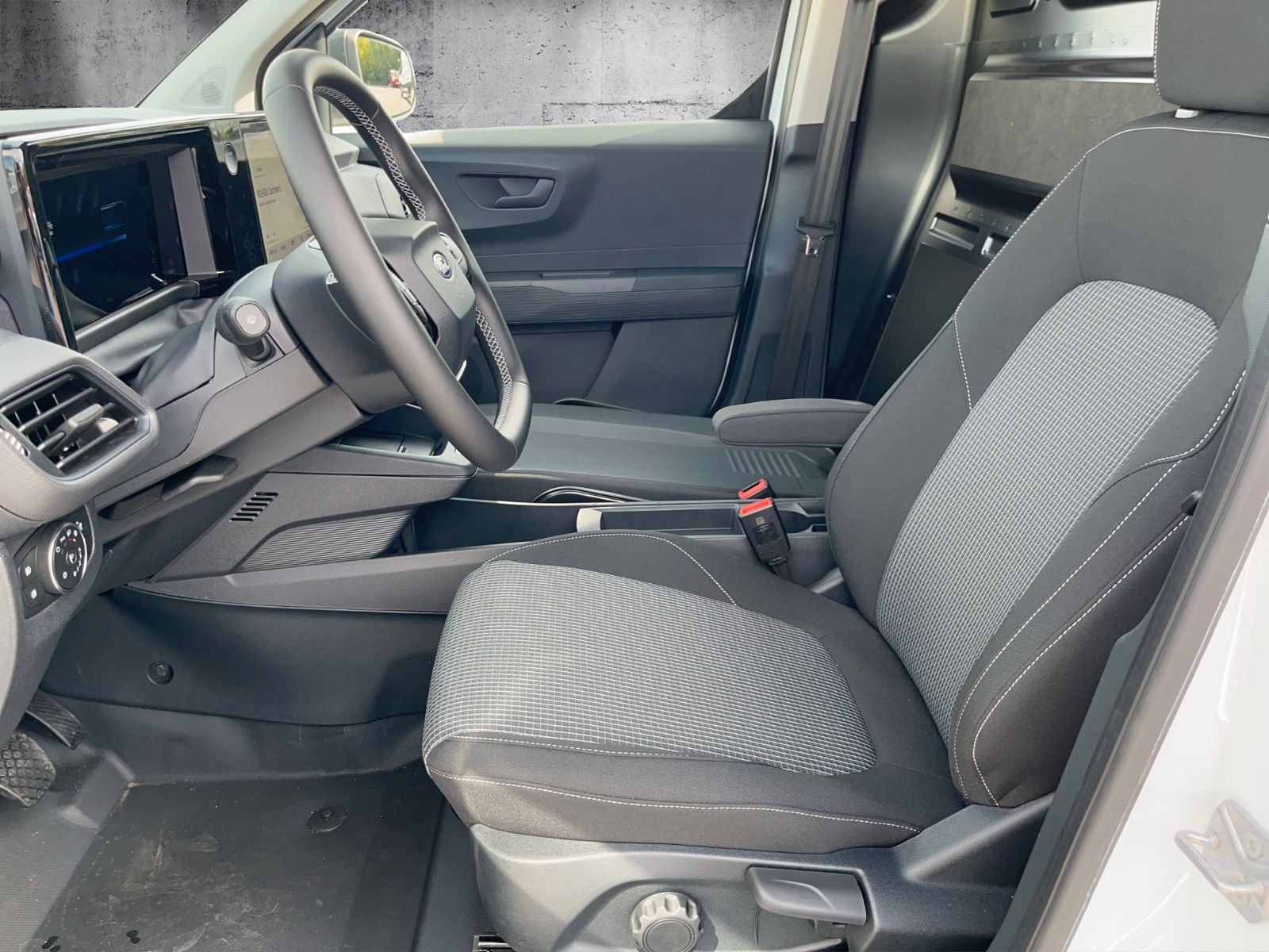 Fahrzeugabbildung Ford Transit Courier BEV Trend