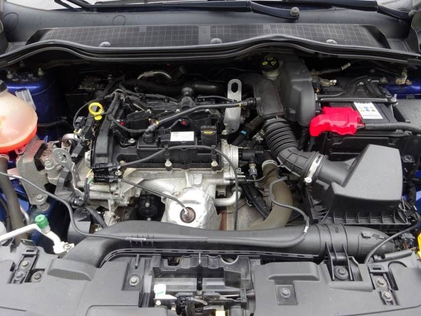 Fahrzeugabbildung Ford Fiesta 1,1 Cool & Connect Klima Winterpaket
