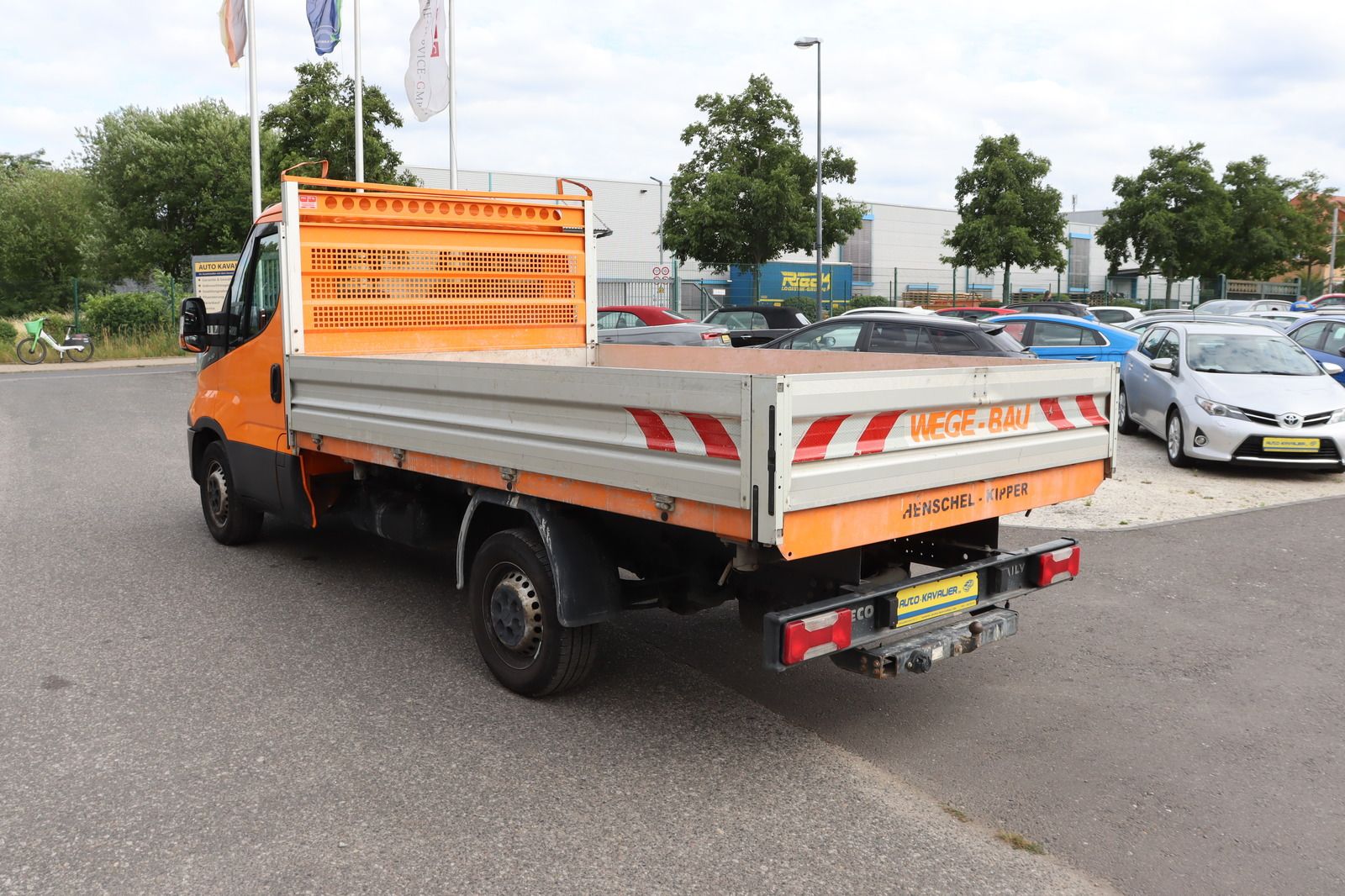 Fahrzeugabbildung Iveco Daily 35S15 3.0 D Kipper * AHK * bis 3.5t 35 150