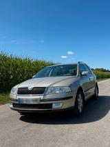 Skoda Octavia Kombi 2.0 FSI - Skoda Octavia: Fsi