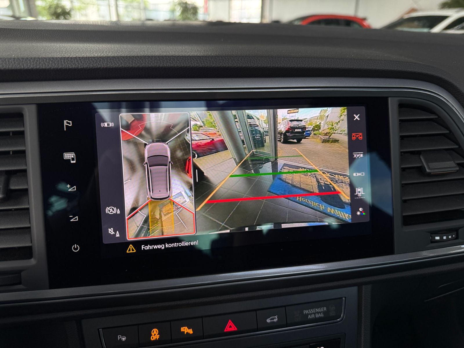 Fahrzeugabbildung CUPRA Ateca 4Drive PANO AHK BEATS ACC 360°