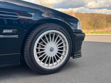 صورة مصغرة 24 لـ 1999 Alpina B3
