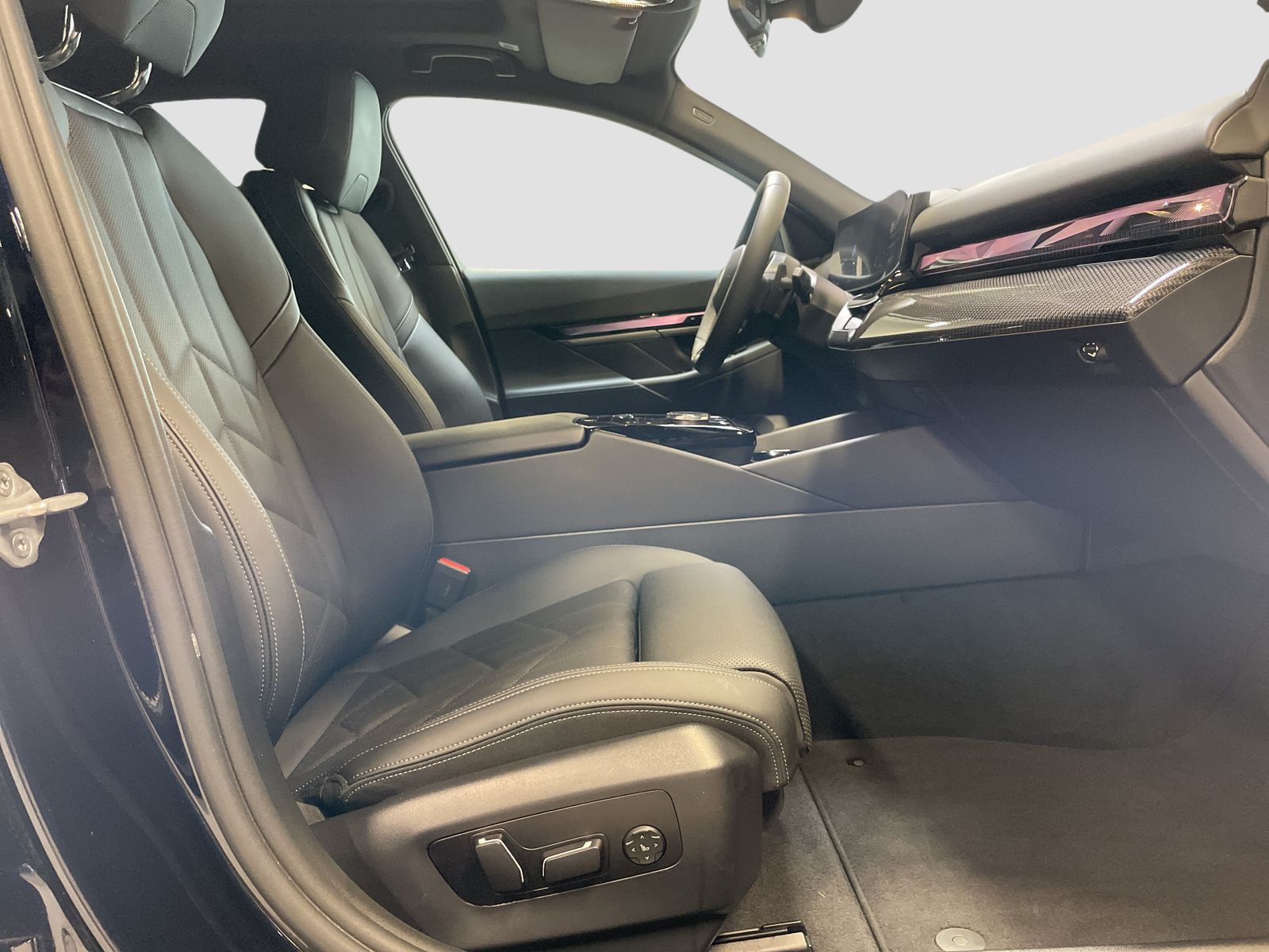 BMW 520 - Bild 11