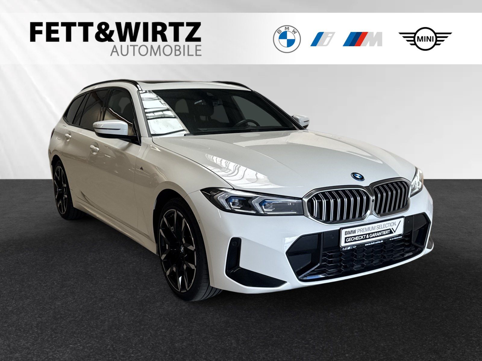 BMW 330e xDrive Touring M Sport|AHK|Pano|Head-Up|H/K