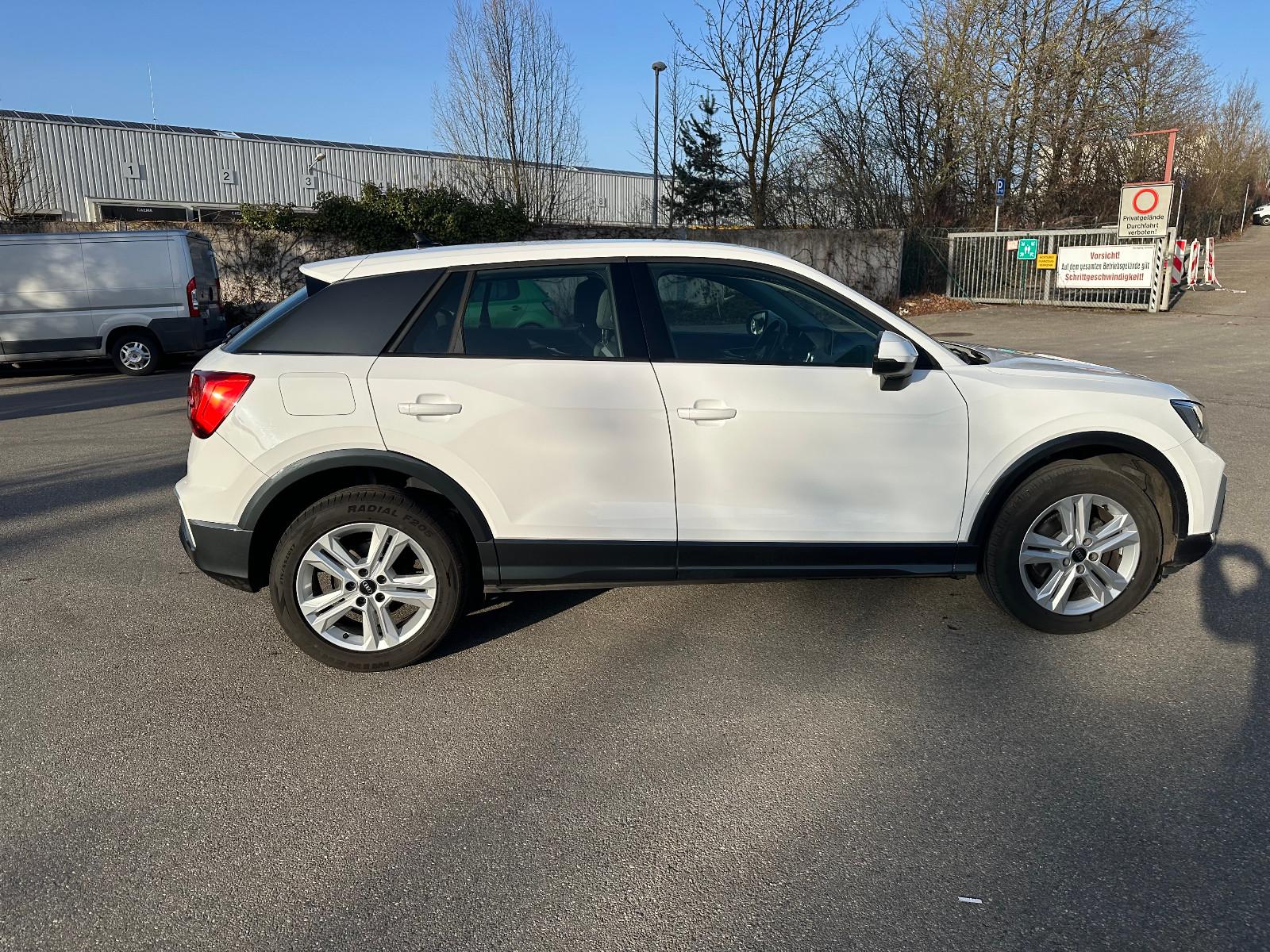 Audi Q2 30 TDI advanced,Navi,Kamera,Sitzh.,AHK,PDC
