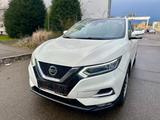 Nissan Qashqai N-Connecta*LED*360 Kamera*Pano*Keyless* - Nissan Behindertengerecht
