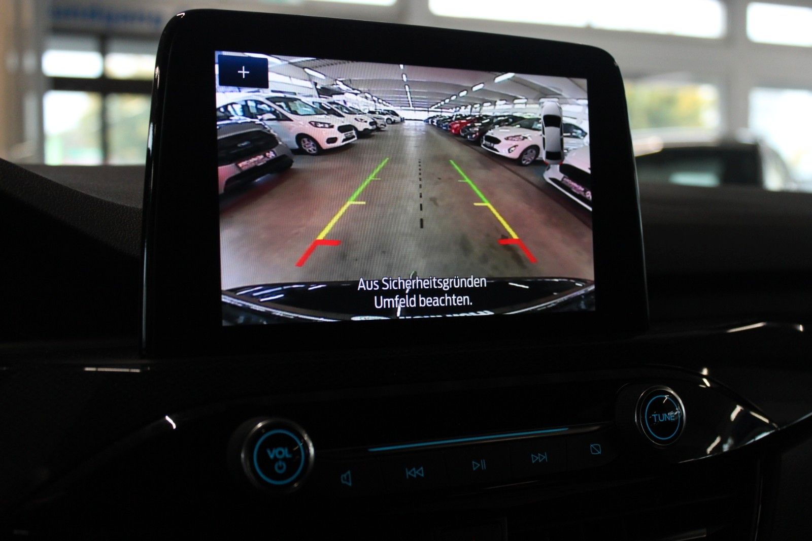 Fahrzeugabbildung Ford Kuga 2.5 PHEV ST-Line Aut. NAVI CAM WinterPaket