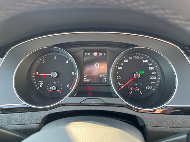 Fahrzeugabbildung Volkswagen Passat Variant Business 2.0 TDI DSG KLIMA LED NA