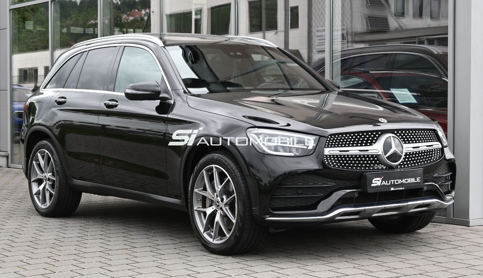 Fahrzeugabbildung Mercedes-Benz GLC 300 d 4M. AMG °ACC°AHK°LEDER°PANO°8FACH°360°