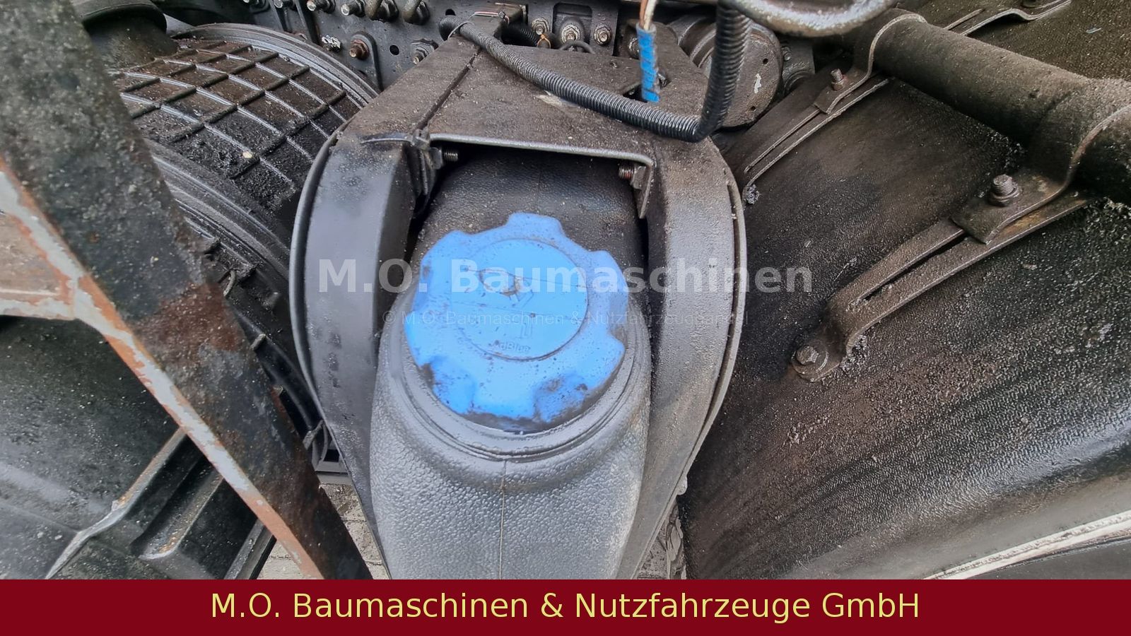 Fahrzeugabbildung Renault Renault Kerax 410.32