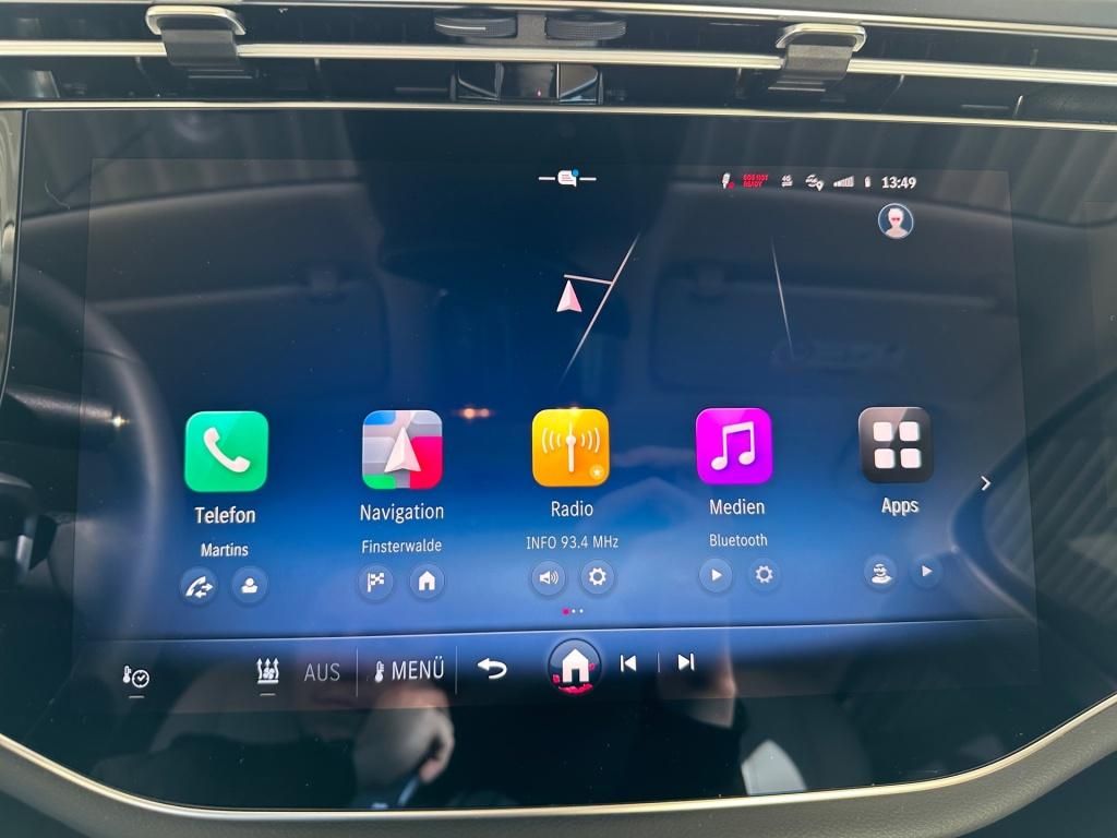 Fahrzeugabbildung Mercedes-Benz E 300 de 4MATIC T-Modell mit EQ Hybrid Technolog