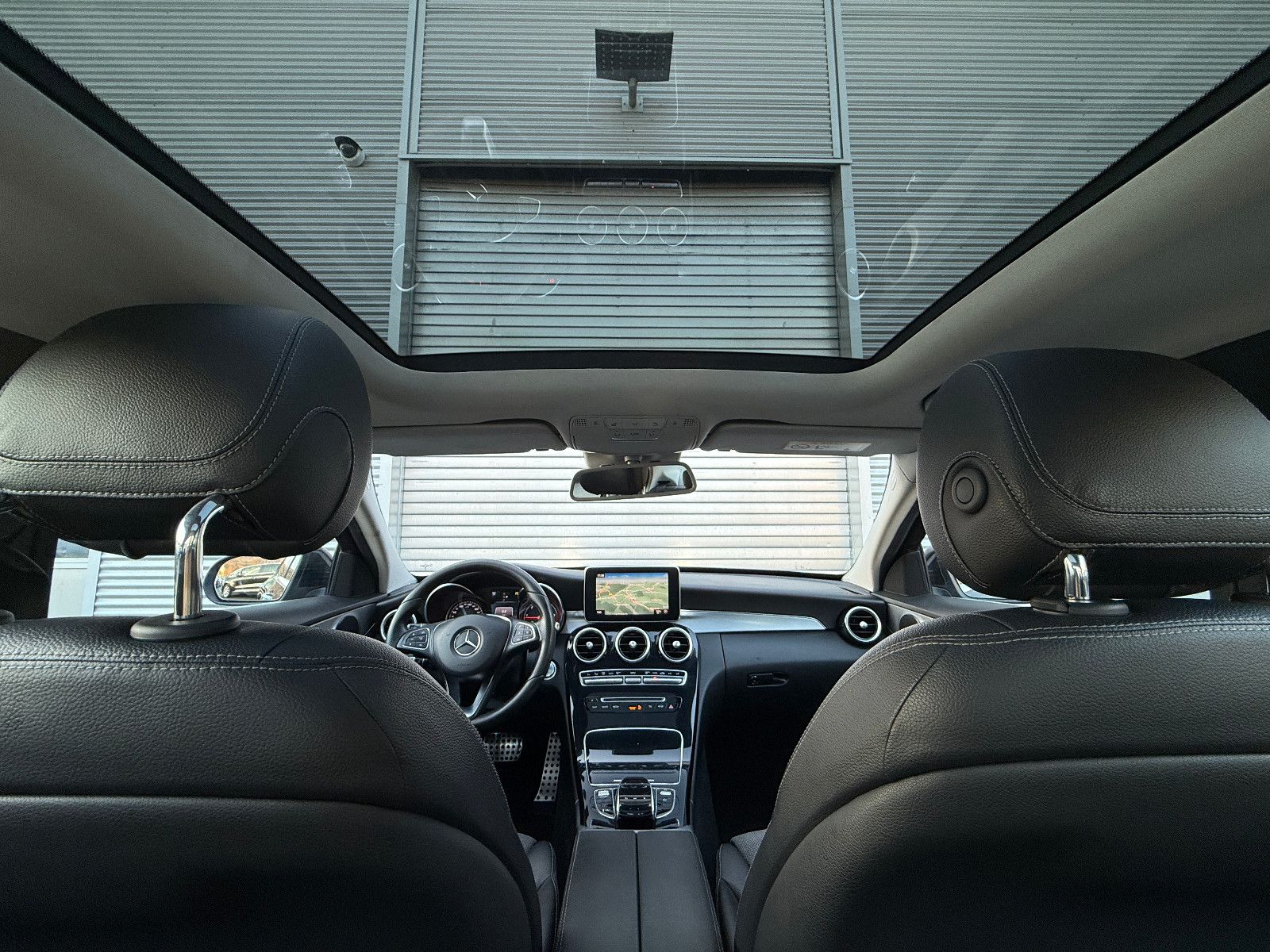 Fahrzeugabbildung Mercedes-Benz C 200 d Limo 9G-Tronic Avg GRA Pano 360°Kamera