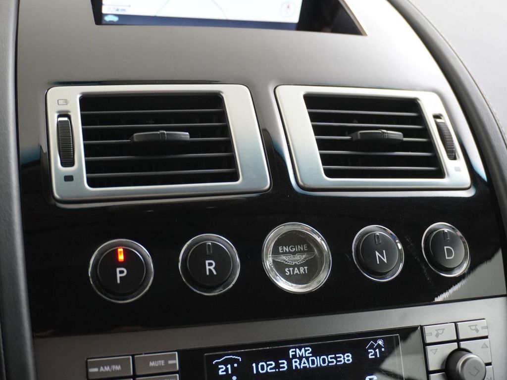 Aston Martin DB9 Volante 5.9 V12 Touchtronic NL Auto |  navi