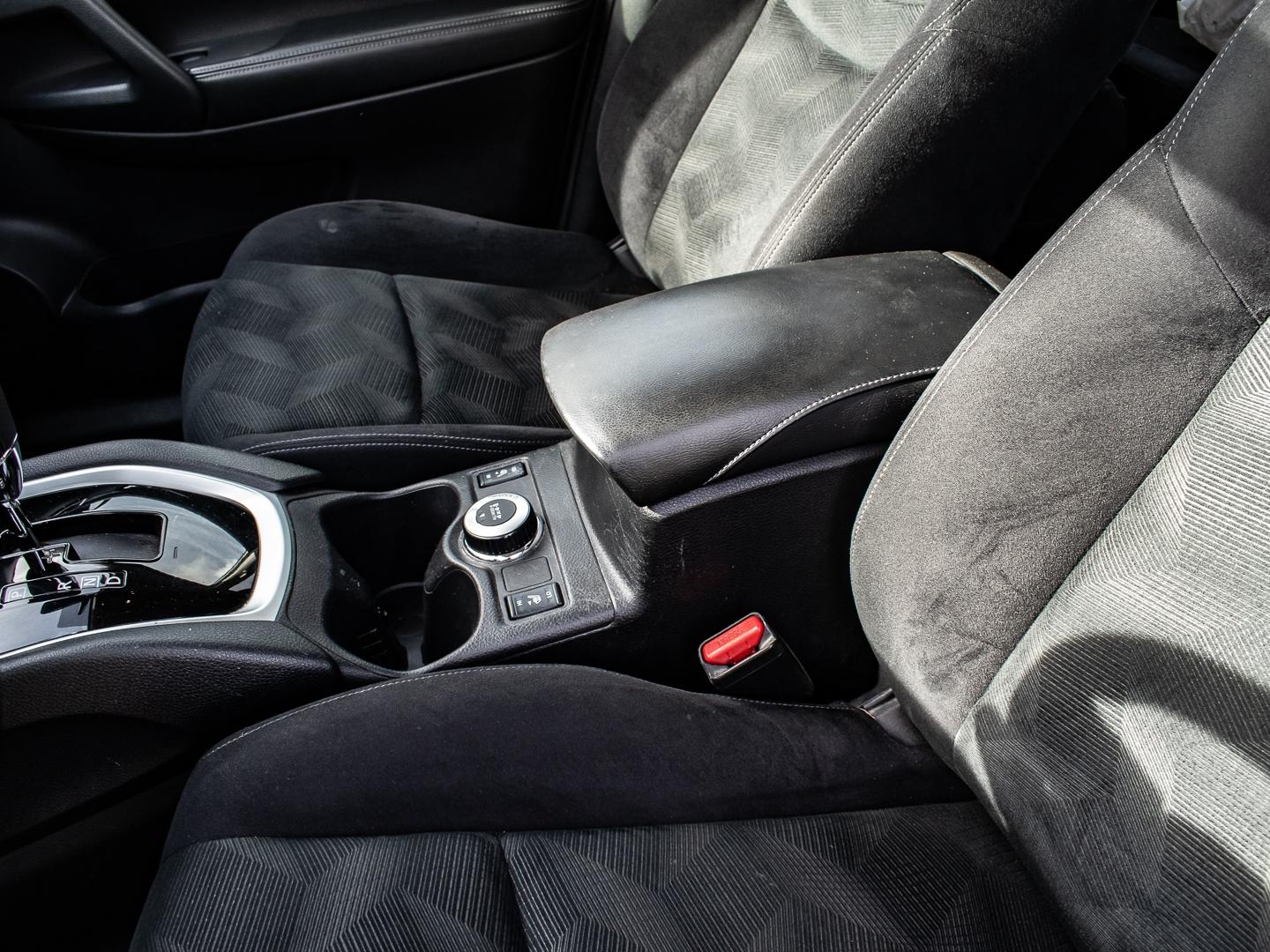 Nissan X-Trail N-Vision 4x4 Panorama Navi 360 Kamera Me