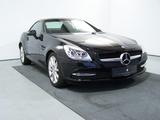 Mercedes-Benz SLK 250 BlueEfficiency AMBIENT+NAV+ILS+PTS+PANOR - Mercedes-Benz SLK 250 mit Benzin-Antrieb
