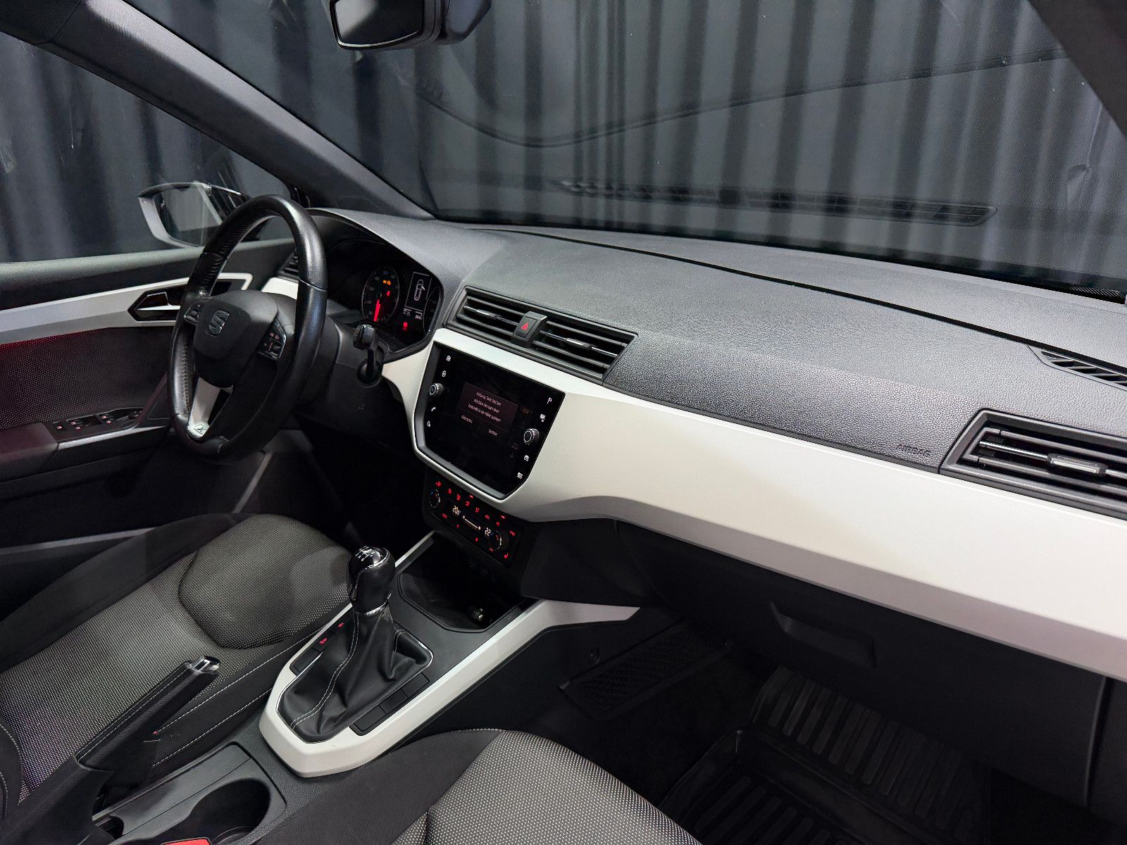 Fahrzeugabbildung SEAT Arona Xcellence|PDC|NAVI|ACC|LED