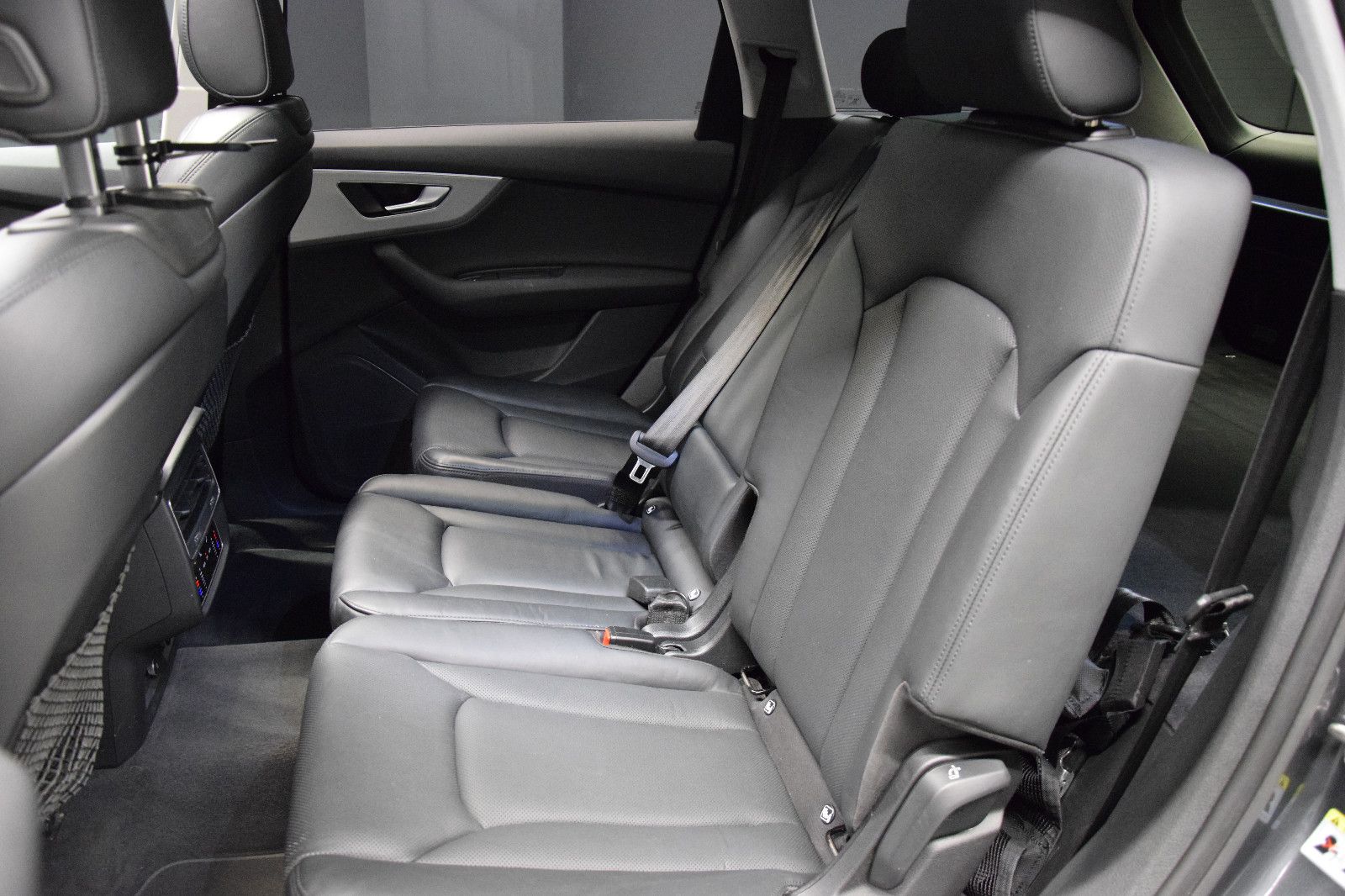 Fahrzeugabbildung Audi Q7 50 TDI quattro S line Pano Luft Massage 22"