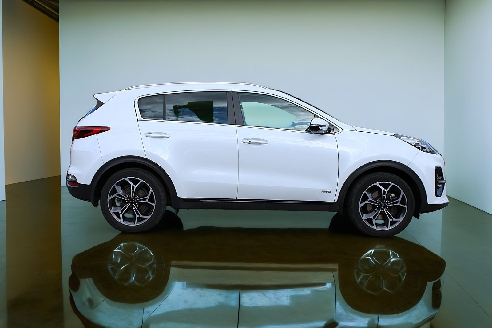 Kia Sportage 1.6 GT-Line 4x4 Leder/Navi/Pano/LED imagem 3