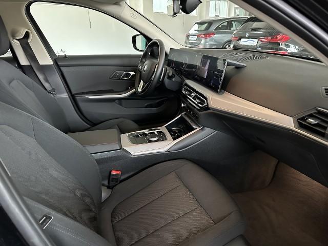 BMW 320 d Limousine xDrive Schiebedach Lenkrad behei