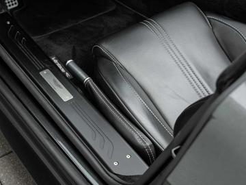 2013 Aston Martin V8 VANTAGE 缩略图 25