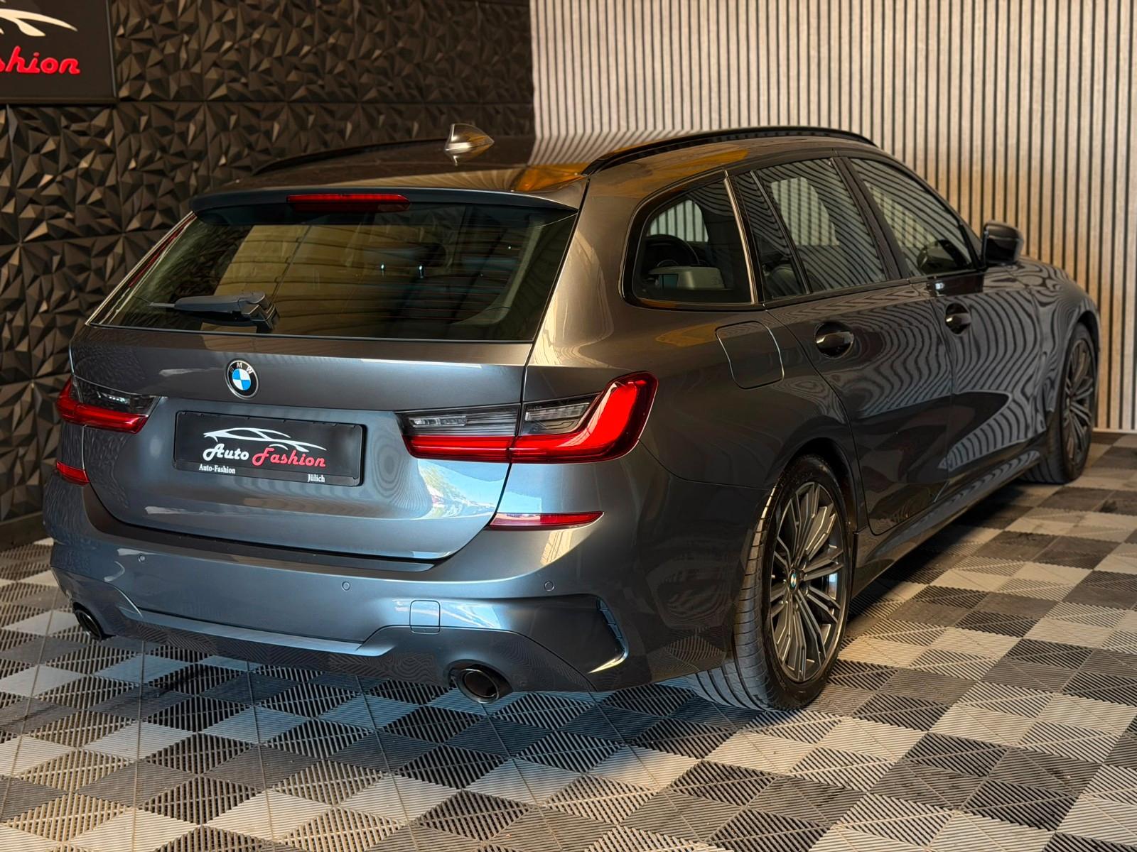 BMW 330i Touring M-Paket