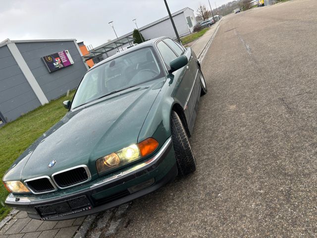 BMW 740iL A KEIN TÜV!