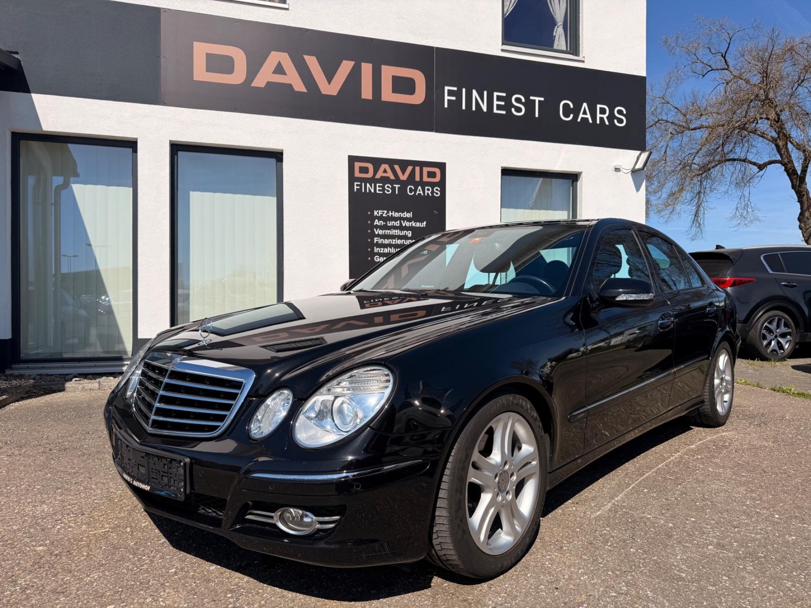 Mercedes-Benz E 220 CDI/Avantgarde/1.HAND/Bi-XENON/NAVI/AHK