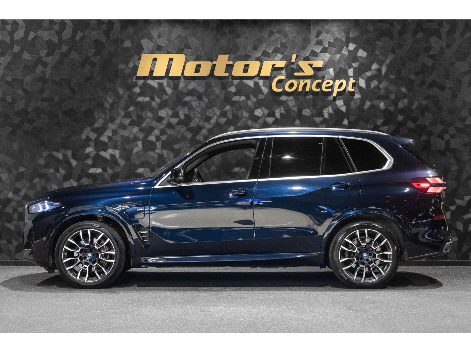 BMW X5 50e X-DRIVE imagem 2