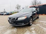 Volvo S80 Lim. D5 Momentum*Automatik - Volvo S80 mit Diesel-Antrieb: Automatik