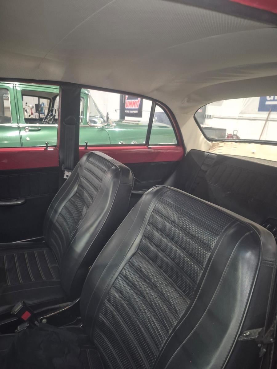 Volvo Amazon P122 S