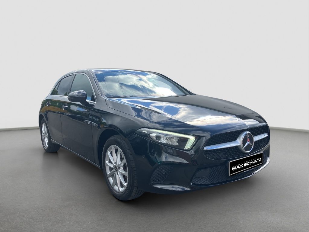 Fahrzeugabbildung Mercedes-Benz A 250 e PROGRESSIVE*AHK*LED*NAVI*DAB*SITZH