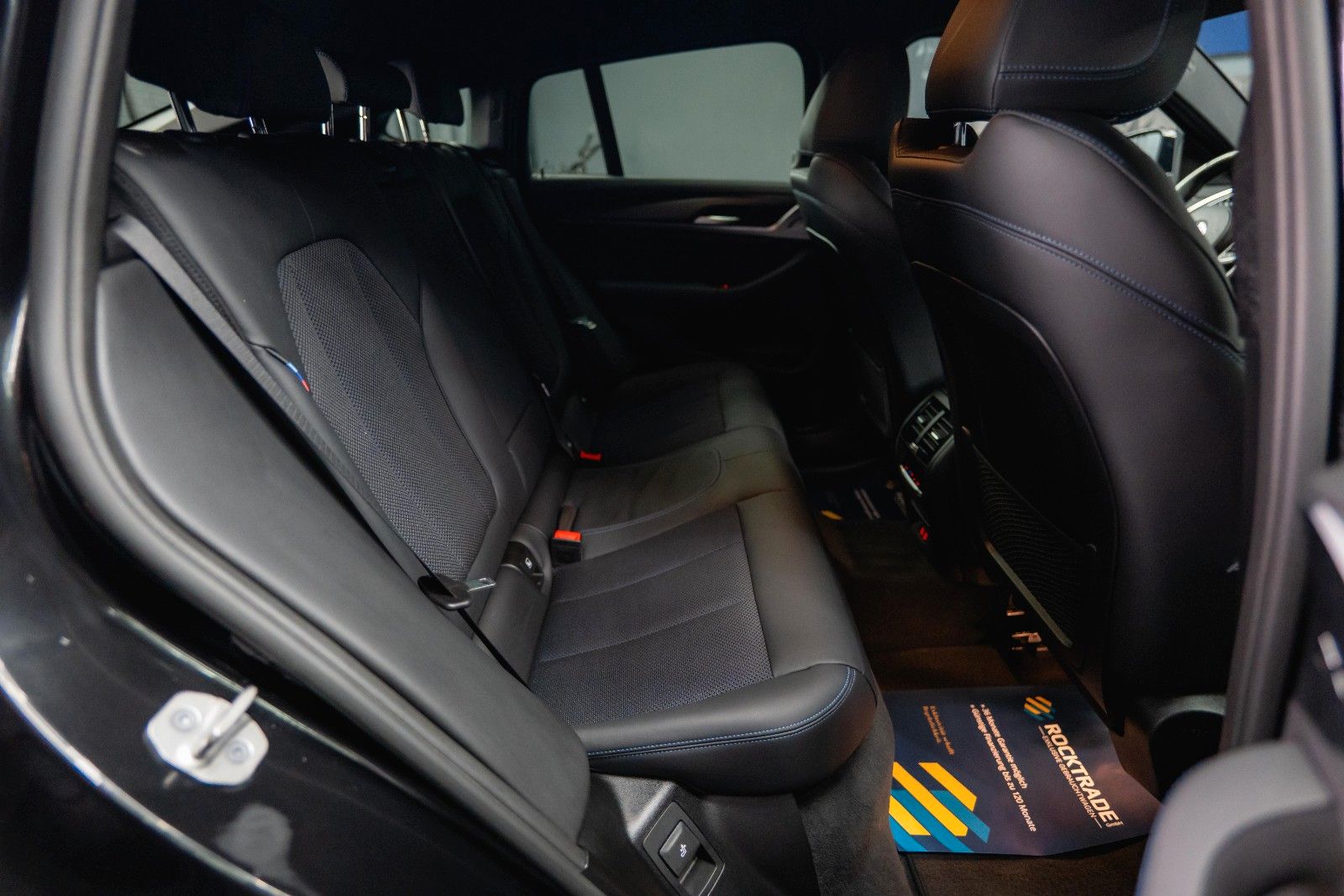 Fahrzeugabbildung BMW X4 xDrive 20d M Sport X Shadow Line *ACC*LED*DAB