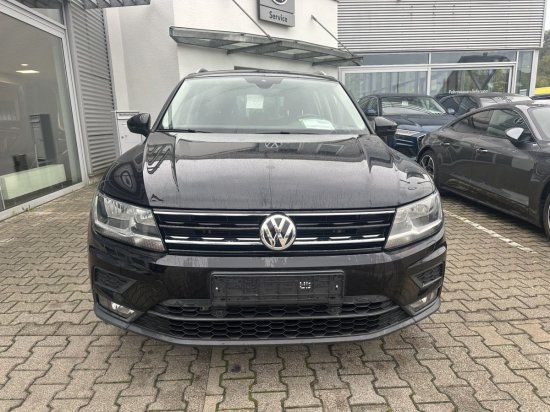 Volkswagen Tiguan 2.0TDI COMFORTLINE*AHK*NAVI*PDC*ALU imagem 3