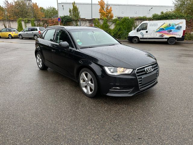 Audi A3 1.4 TFSI Ambition Sportback,Navi,Sitzh.,PDC