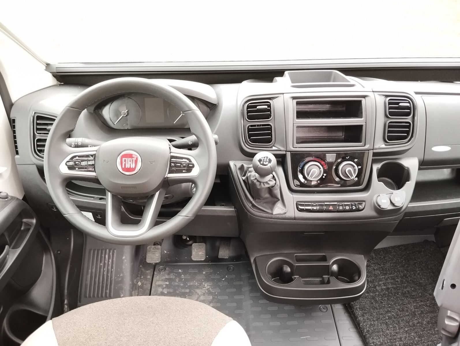 Fahrzeugabbildung Karmann Davis Lifestyle DA 600 LS Panoramadach/Markise