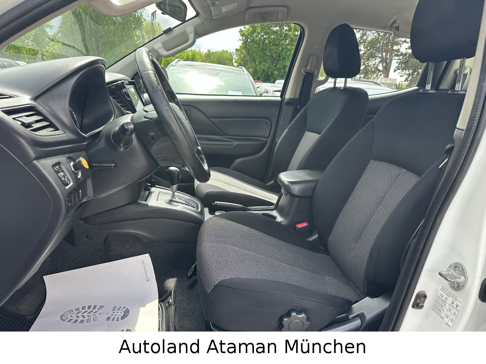 Mitsubishi L200 2.2 DI-D 4x4 DK / Autom. / Tempo/ AHK/ Eur6 imagem 3