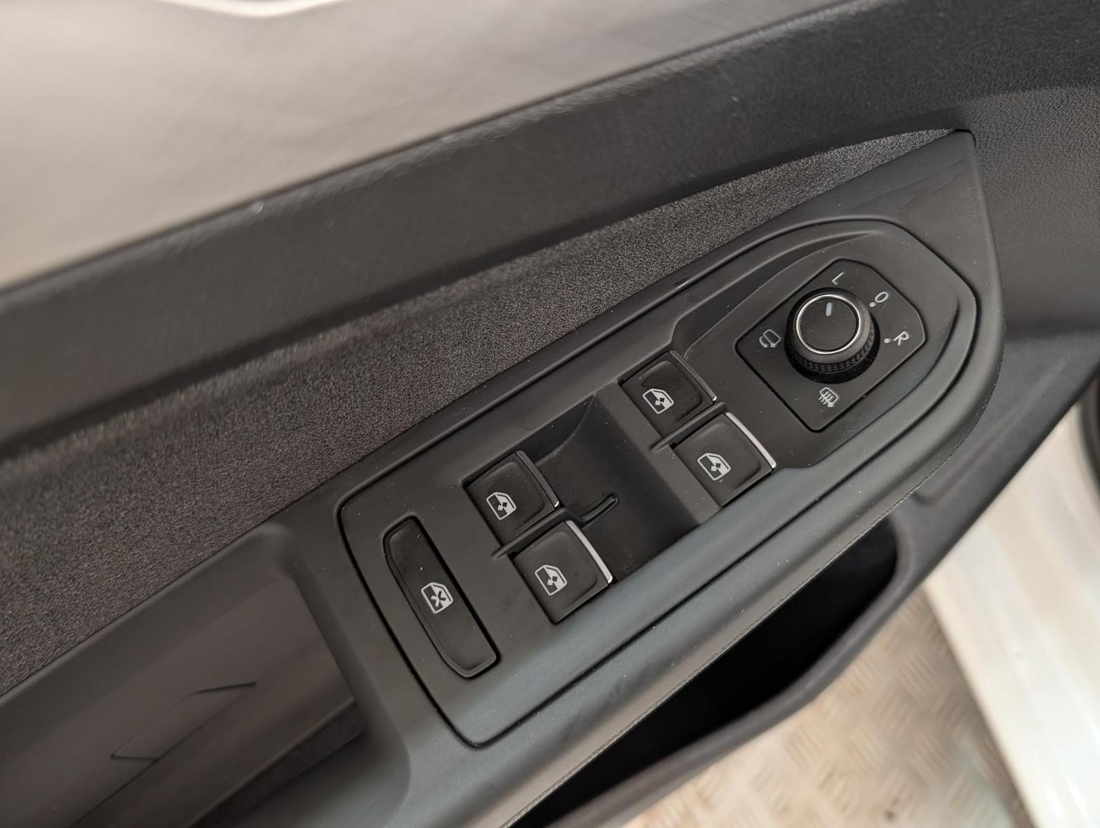 Volkswagen Golf Variant 1.5 eTSI DSG Life ACC Winter App, миниатюра 15