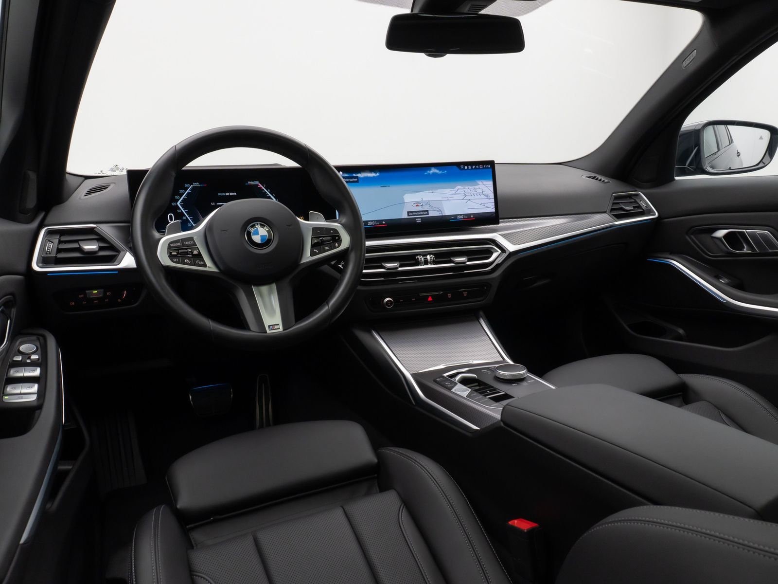 Fahrzeugabbildung BMW 320i M SportPro Glasdach Kamera HUD DAB HiFi 19"