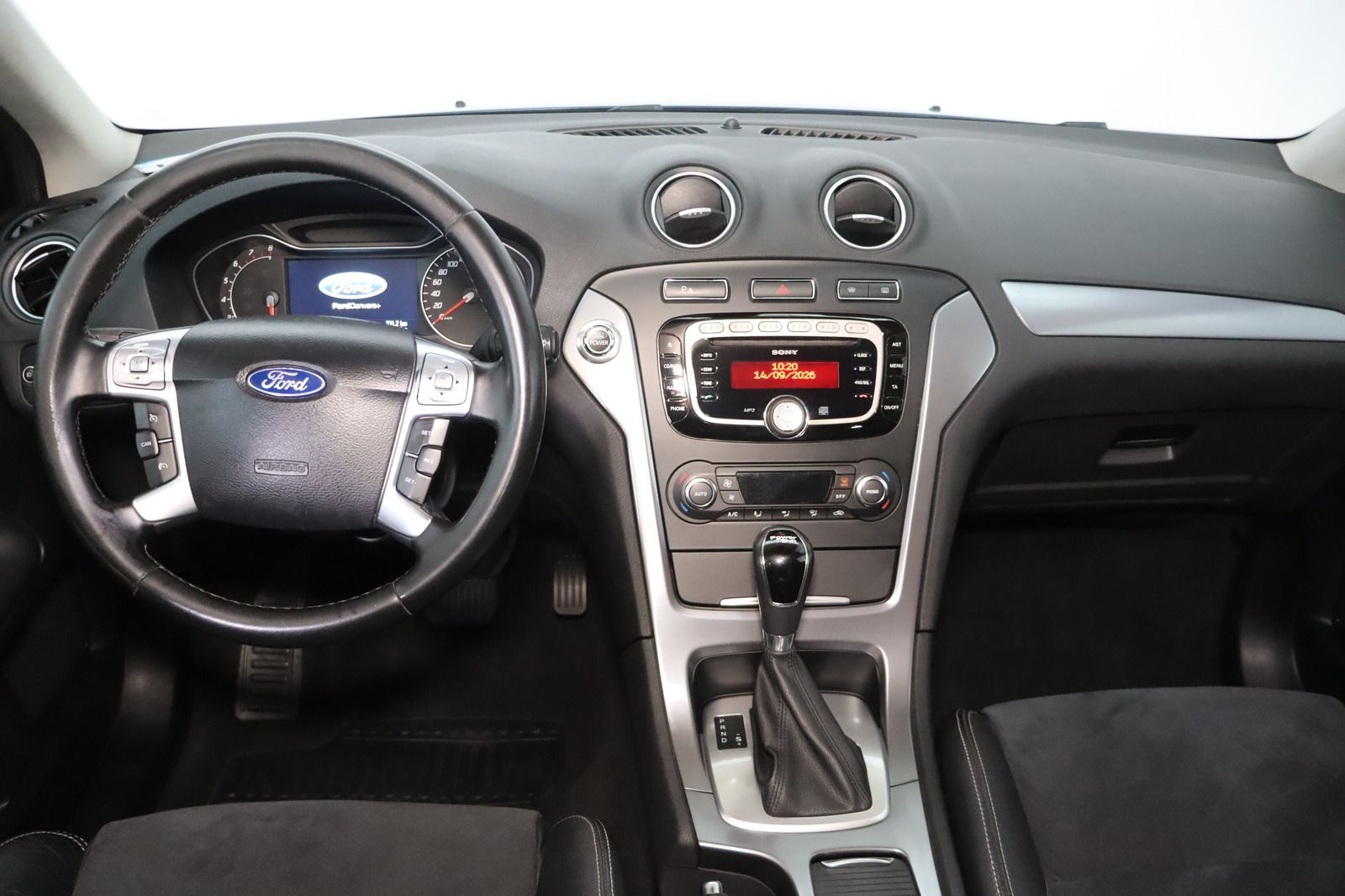 Fahrzeugabbildung Ford Mondeo Turnier 2.0i Titanium * Sitzhzg * Top