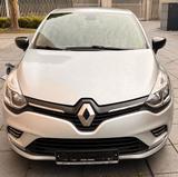 Renault Clio IV 1.2 TCe 120 Limited Deluxe - Renault Clio Gebrauchtwagen in Berlin
