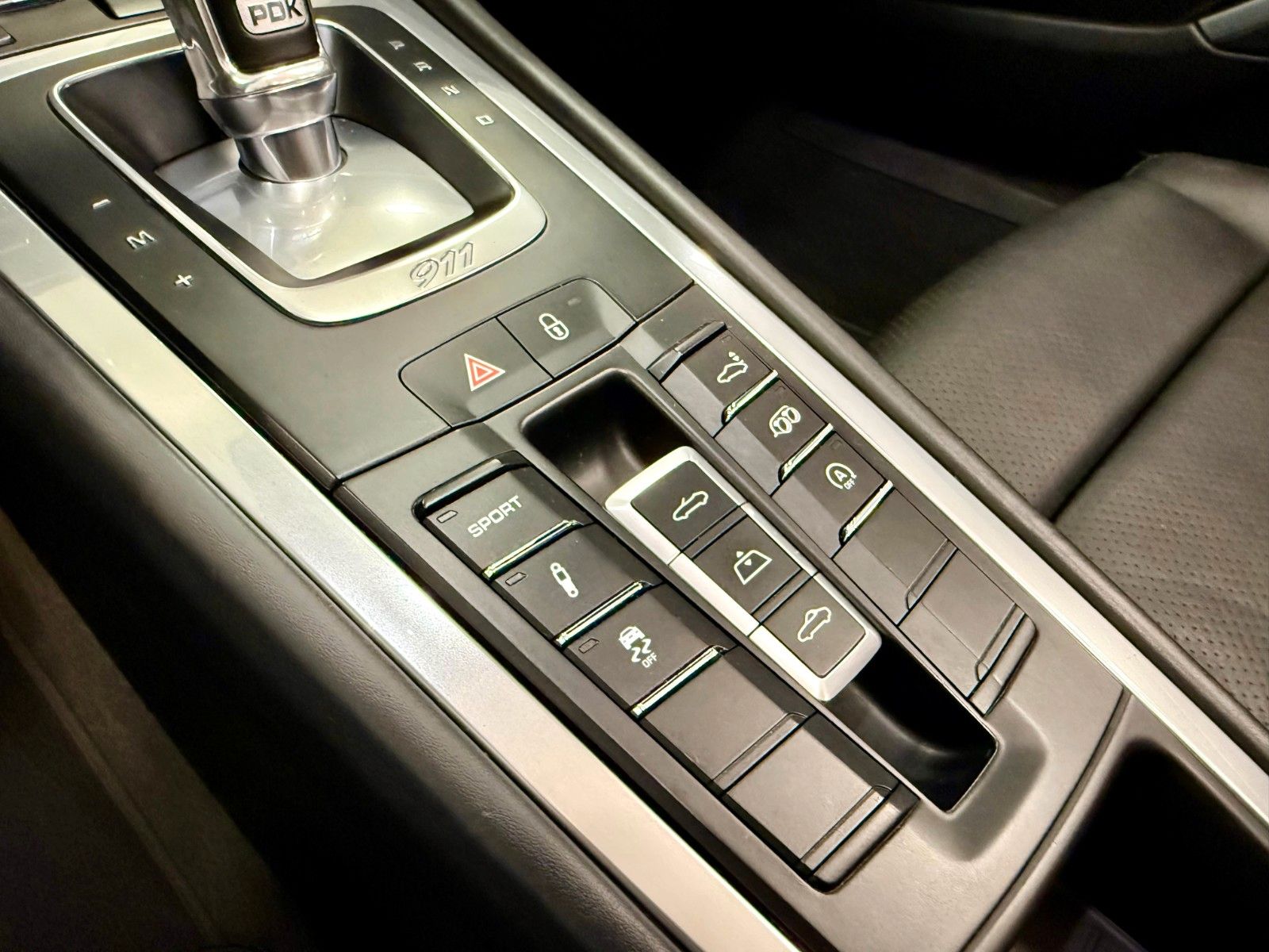 Fahrzeugabbildung Porsche 911 991 Carrera 4S Cabrio PDK Keyless/Kamera/SAA