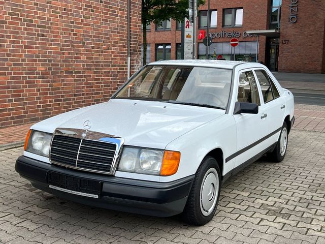 Mercedes-Benz E 200 "W124"1Hand"Liebhaberfahrzeug"