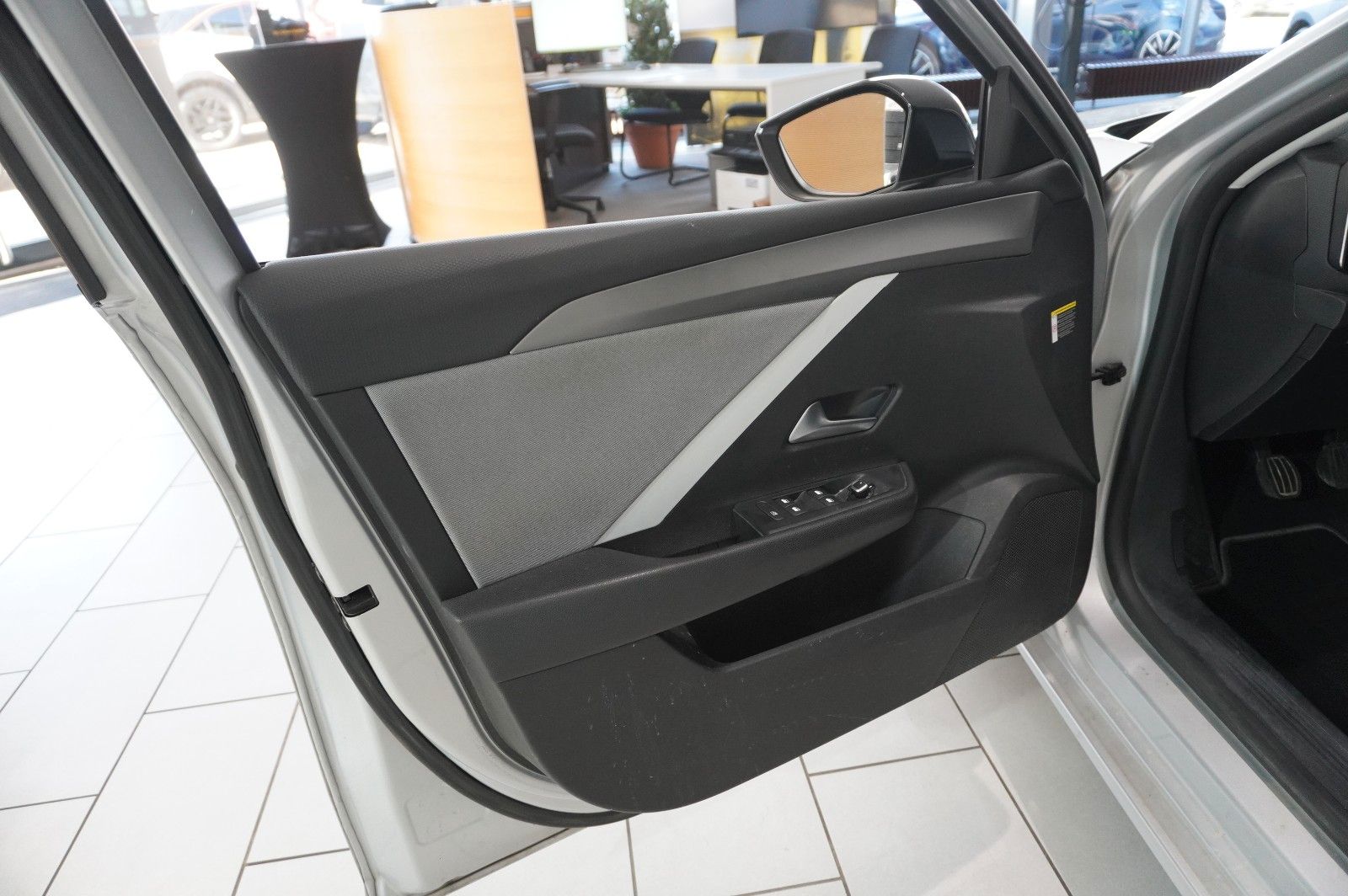 Fahrzeugabbildung Opel Astra L ST 1.5D BUSINESS NAVI/LED/KAMERA/SPORT